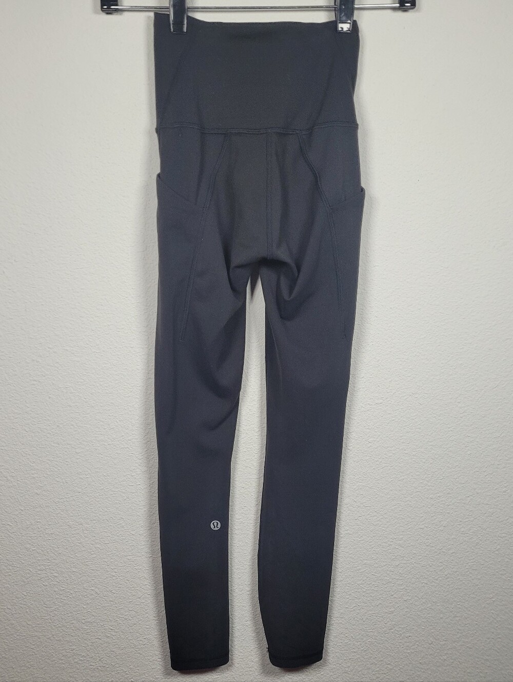 Lululemon Fast and Free High-Rise Tight 25" Black Size 0 Pockets Running Legging